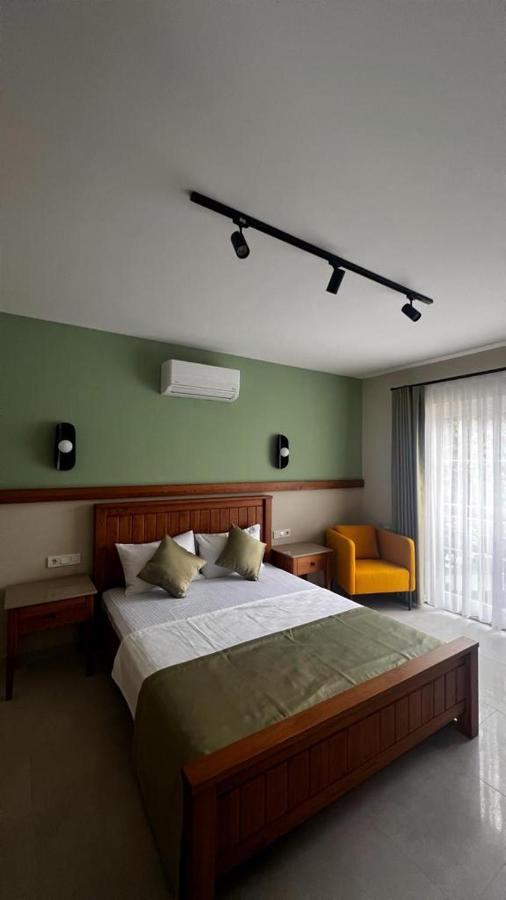 אולודניץ Mimoza Hotel מראה חיצוני תמונה