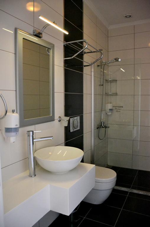 אולודניץ Mimoza Hotel מראה חיצוני תמונה