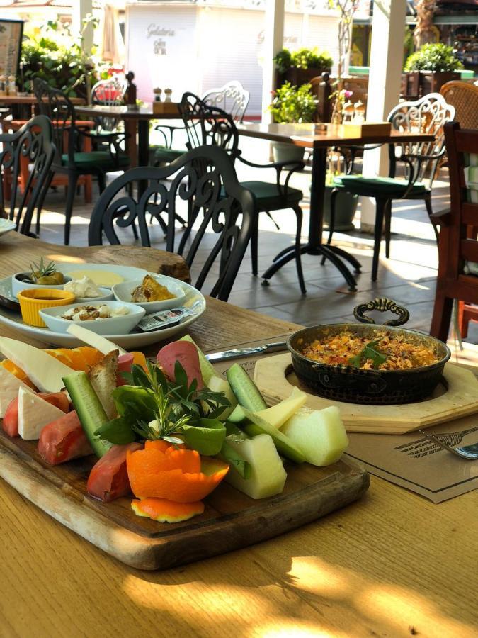 אולודניץ Mimoza Hotel מראה חיצוני תמונה