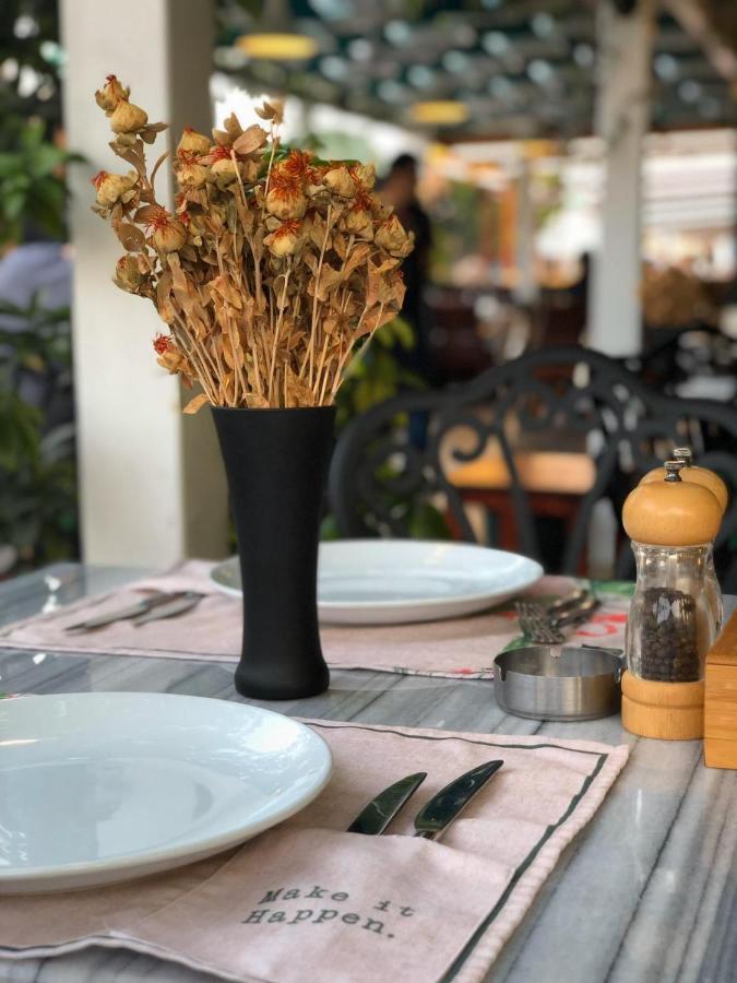 אולודניץ Mimoza Hotel מראה חיצוני תמונה